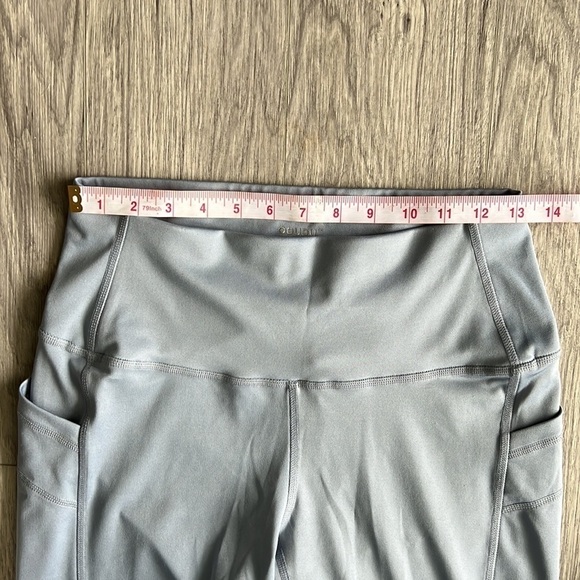 Odudo Gray Leggings Size Medium - Picture 4 of 7